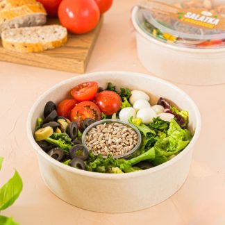 Sałatka z mozzarellą